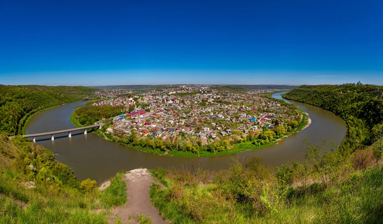 Замість Карпат: 7 українських каньйонів для короткої подорожі на вихідні